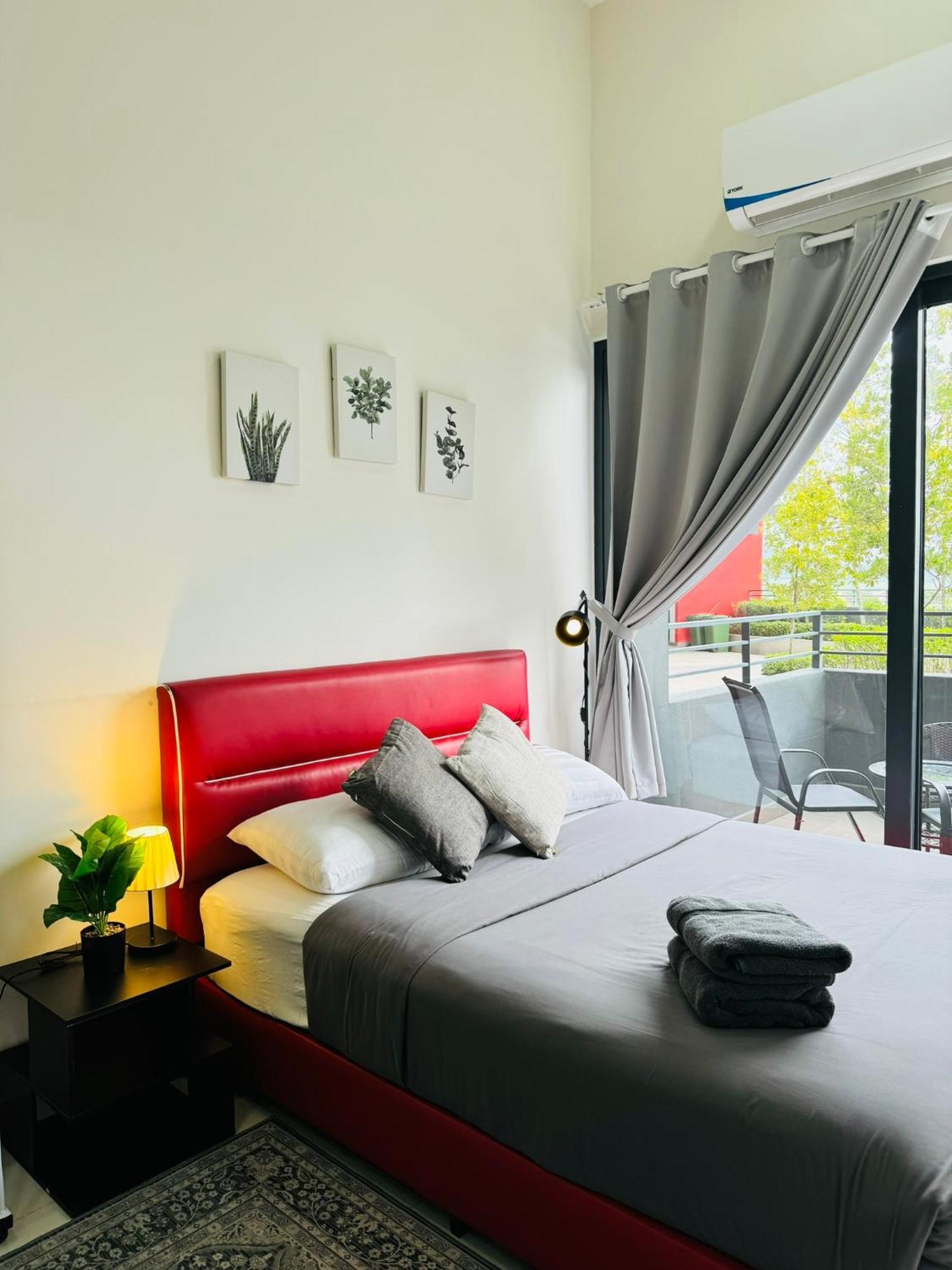 Coresoho Suite By Bkastaycation Kotawarisan Sepang Klia Airport, Free Wifi Dış mekan fotoğraf